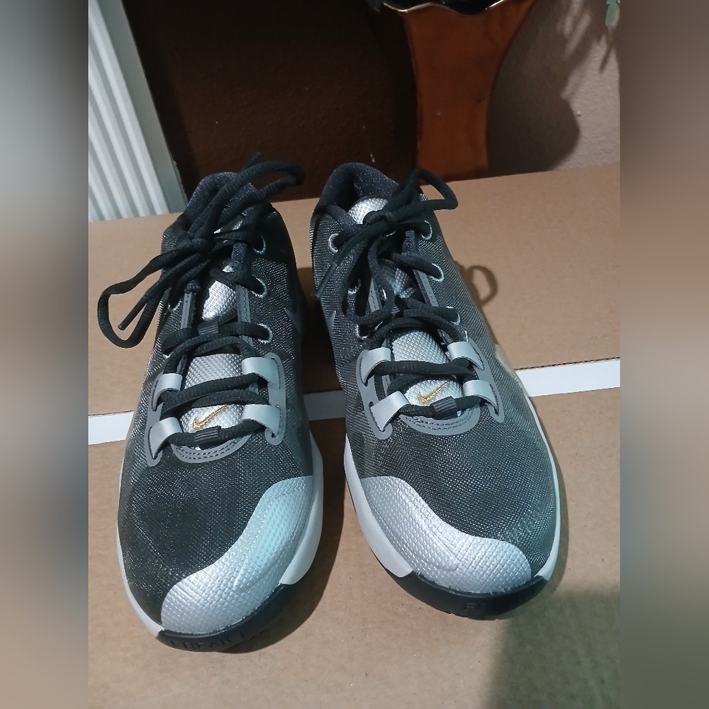 Nike Black and White Athletic Shoes